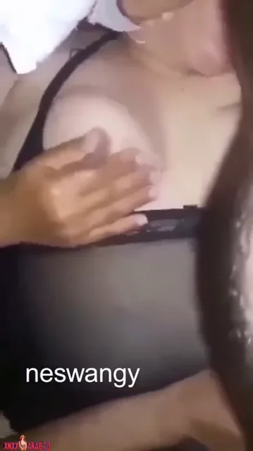 ديوث يصور صاحبه وهو بيفشخ مراته نيك سكس مصري — لقطة 5