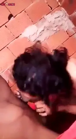 ياخدها فوق السطوح يخليها تمصله زبه سكس مصري xnxx — لقطة 4