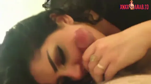 سكس شرموطة مصرية بتلحس لخليجي سكس مصري xnxx — لقطة 2