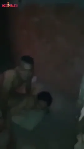 شاب هايج ينيك بنت في الخرابة سكس مصري — لقطة 1