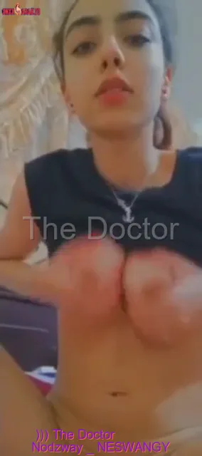 اندر ايدج هايجة تلعب في كسها الوردي سكس نودز مصري — لقطة 4