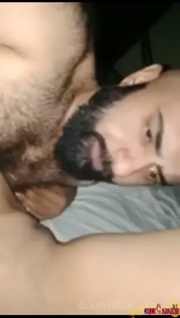 مصرية مع عشيقها من الشغل يحجز فندق وياخدها ينيكها سكس مصري — لقطة 2