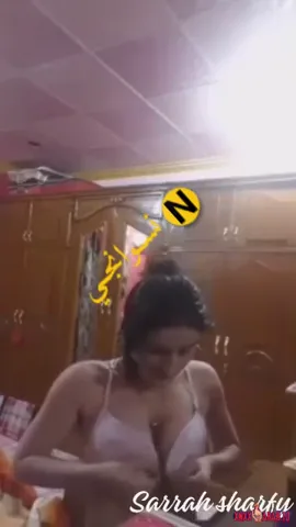 اندر ايدج جميلة تصور لحبيبها وهي بتغير ملابسها سكس نودز — لقطة 10