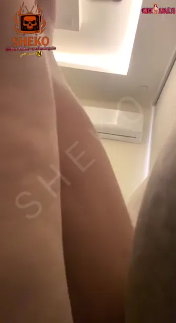 فتاة عربية تتقلب تحت الزب في سكس مترجم — لقطة 10
