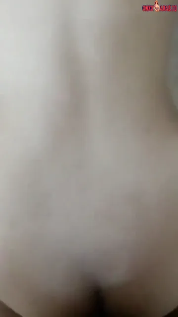 ينيكها جامد ويقولها وطي صوتك يا بت سكس مصري — لقطة 3
