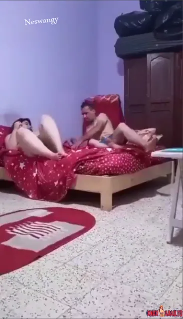 عربية تتناك بقوة في سكس مترجم — لقطة 4