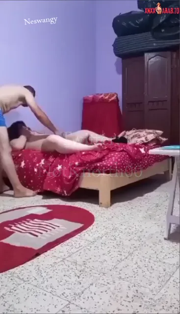 عربية تتناك بقوة في سكس مترجم — لقطة 10